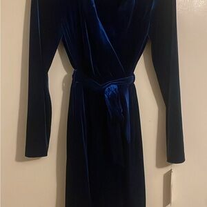 Elegant Blue Velvet Wrap Dress